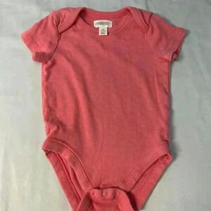 Gymboree - short sleeve newborn baby onesie.  Size 0-3 months